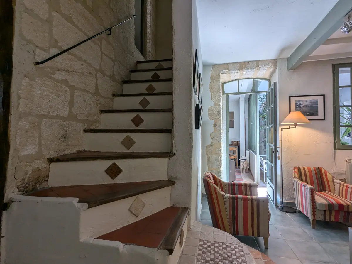 Détail d'un salon de La Banasterie maison d'hôtes à Avignon